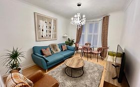 Fig Tree Central Cambridge Apartment Walk To Colleges & River Cam